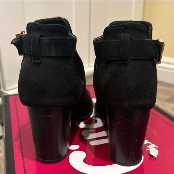 Fashion nova booties - Picture 5 of 8